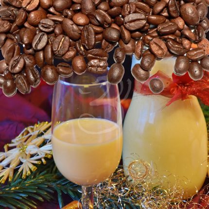 KÁVA VAJEČNÝ LIKÉR